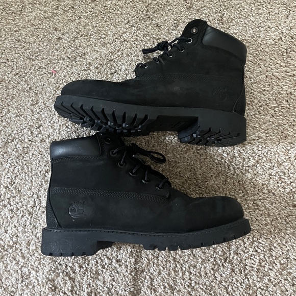 Black Timberland Boots - Picture 1 of 6